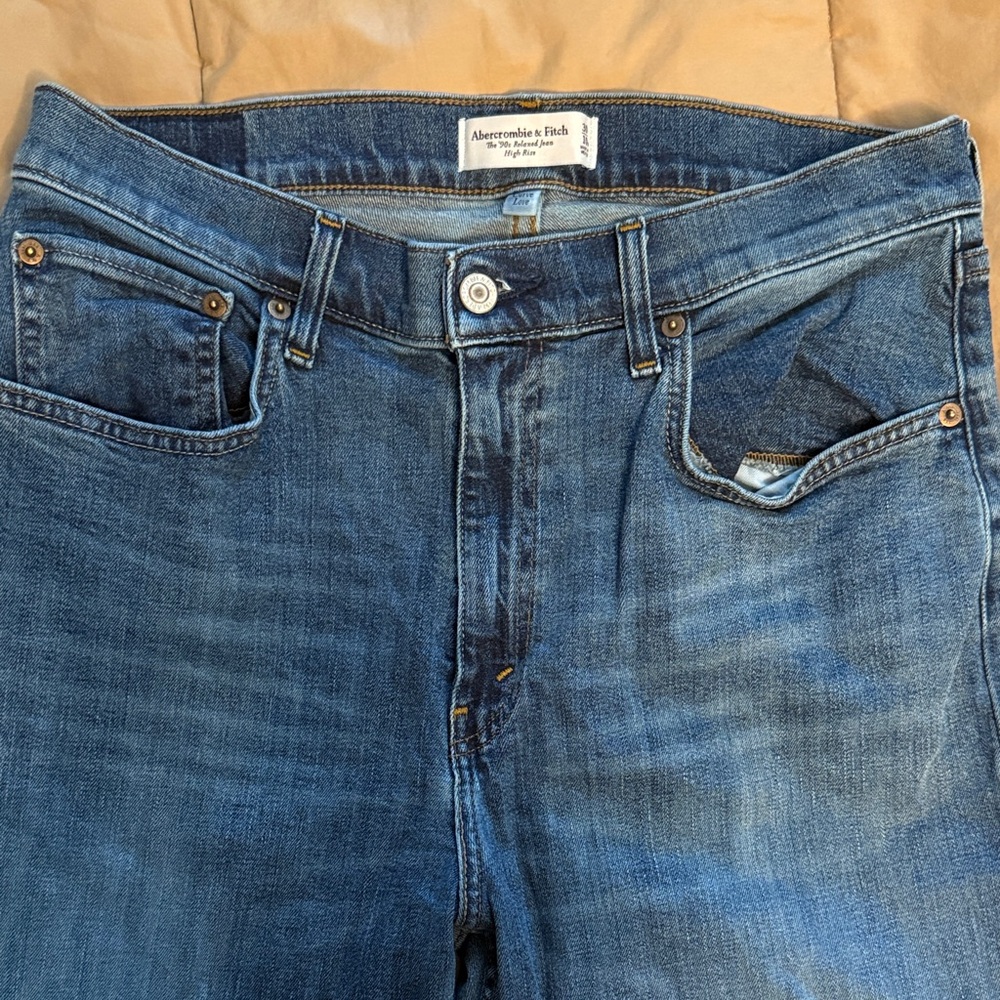 Abercrombie & Fitch 90s Relaxed Denim Jeans high rise